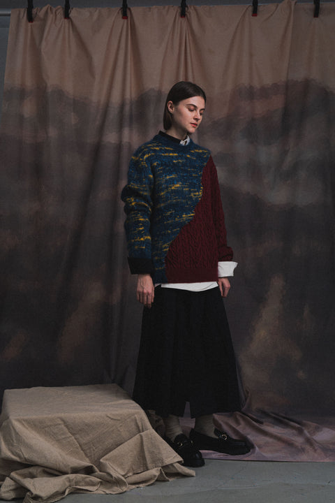 211 DAWN CREWNECK